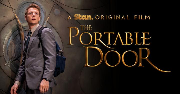 مشاهدة فيلم The Portable Door 2023 مترجم
